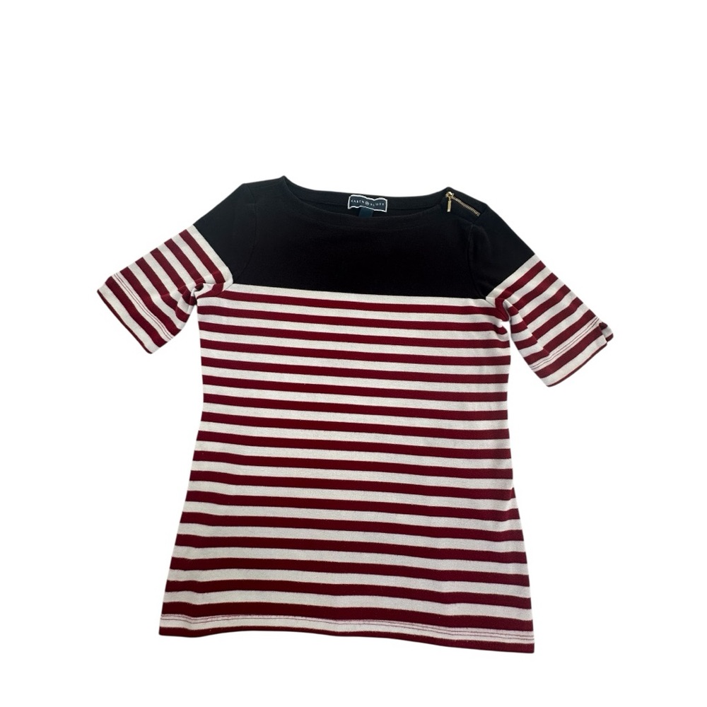 Karen Scott Black and Red Fitted Graphic T-Shirt